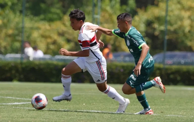 Palmeiras e São Paulo empatam jogo de ida da final do Paulista sub-13