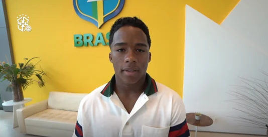 Endrick celebra convocação para a Seleção Brasileira