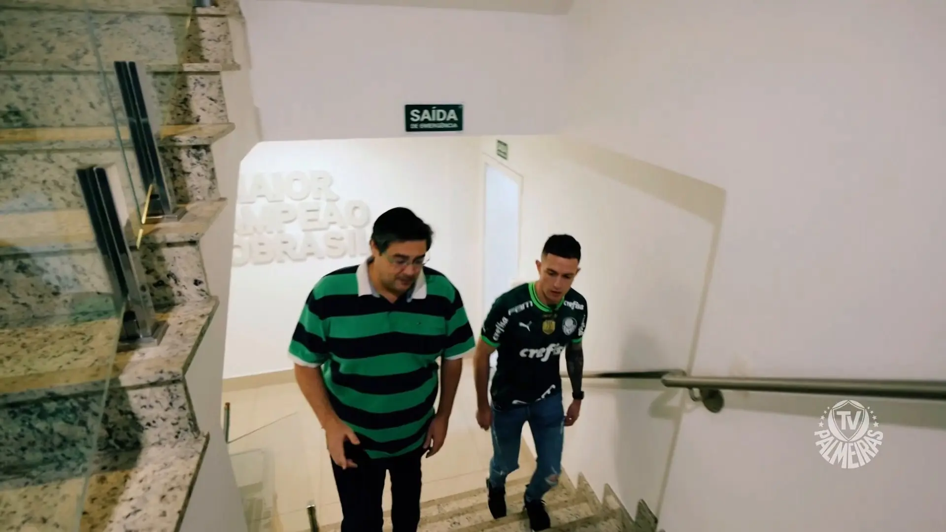 Novo reforço do Palmeiras, Aníbal Moreno conhece a Academia de Futebol