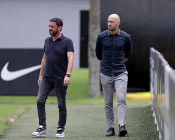Gerente de futebol do Corinthians é suspenso preventivamente pelo STJD; confira