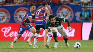 Em seu último jogo com Fortaleza no Castelão, Palmeiras perdeu invencibilidade de 15 jogos