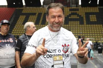 Augusto Melo vence André Negão e é eleito presidente do Corinthians