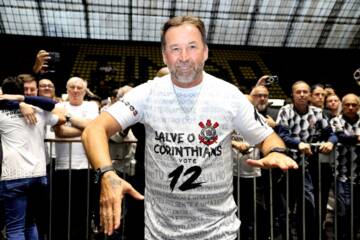 Novo presidente do Corinthians, Augusto Melo vai intensificar busca por executivo de futebol