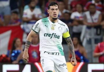 CBF divulga áudio do VAR na expulsão de Gómez no empate do Palmeiras com o Fortaleza
