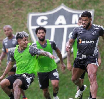 Atlético-MG divulga lista de relacionados para duelo contra o Flamengo; confira