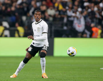 Corinthians negocia retorno de Robert Renan por empréstimo; confira