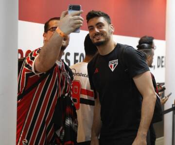 Sem Lucas, São Paulo terá Caio Paulista como atacante em jogo contra o Flamengo; veja escalações