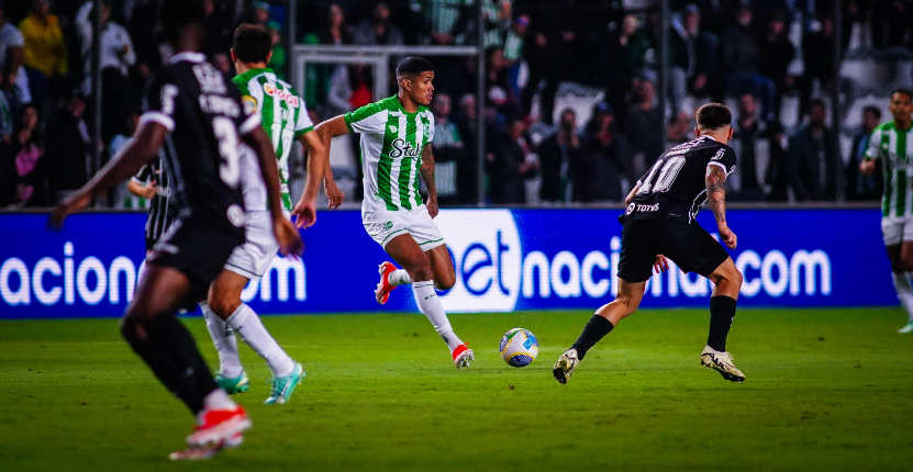 Corinthians sofre derrota para o Juventude e mantém sequência negativa no Brasileirão