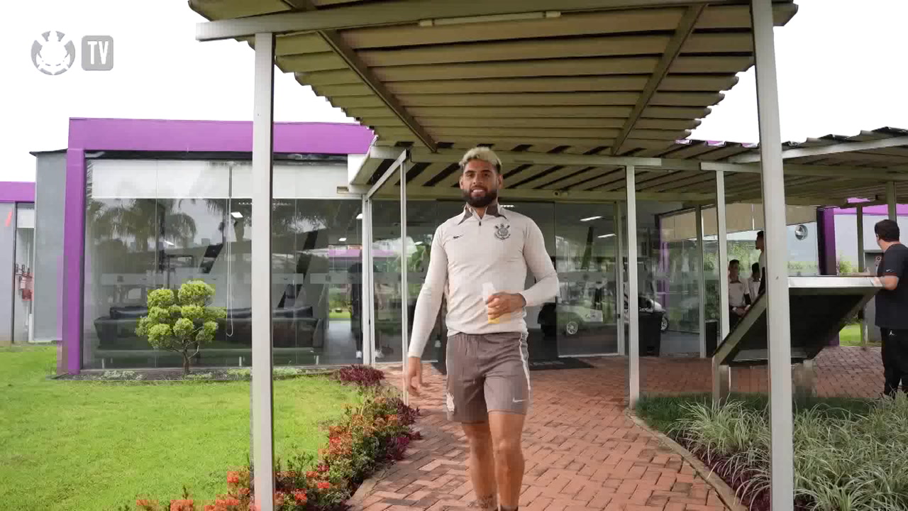 Timão finaliza preparação com homenagem a Maycon antes de enfrentar a Ponte.