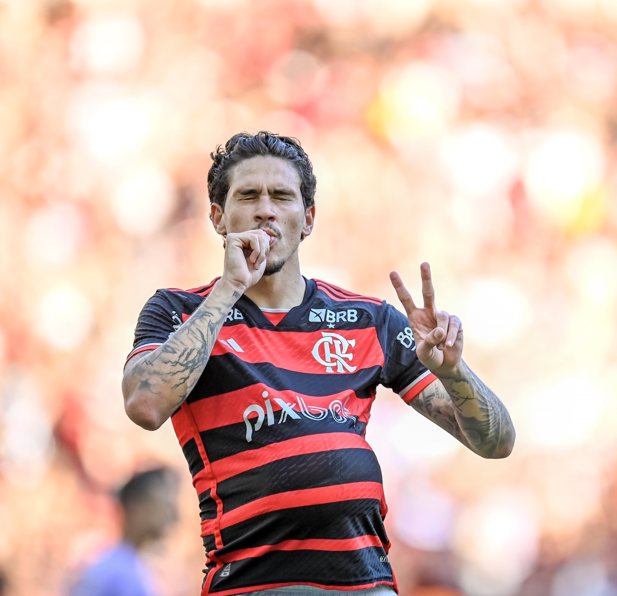 Pedro brilha e Flamengo vence Fluminense na busca pelo título da Taça Guanabara.